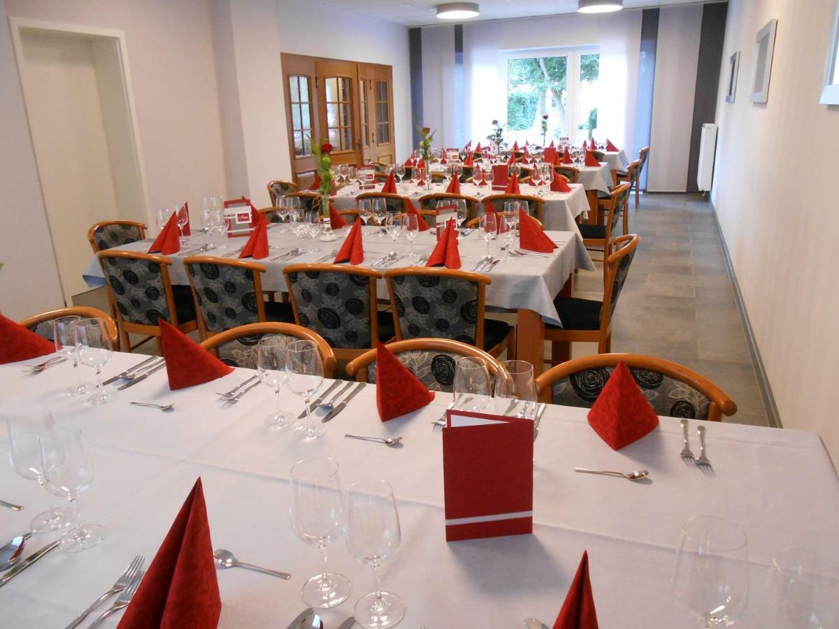 Albrecht'S Hotel & Restaurant Gmbh Wiedensahl ภายนอก รูปภาพ